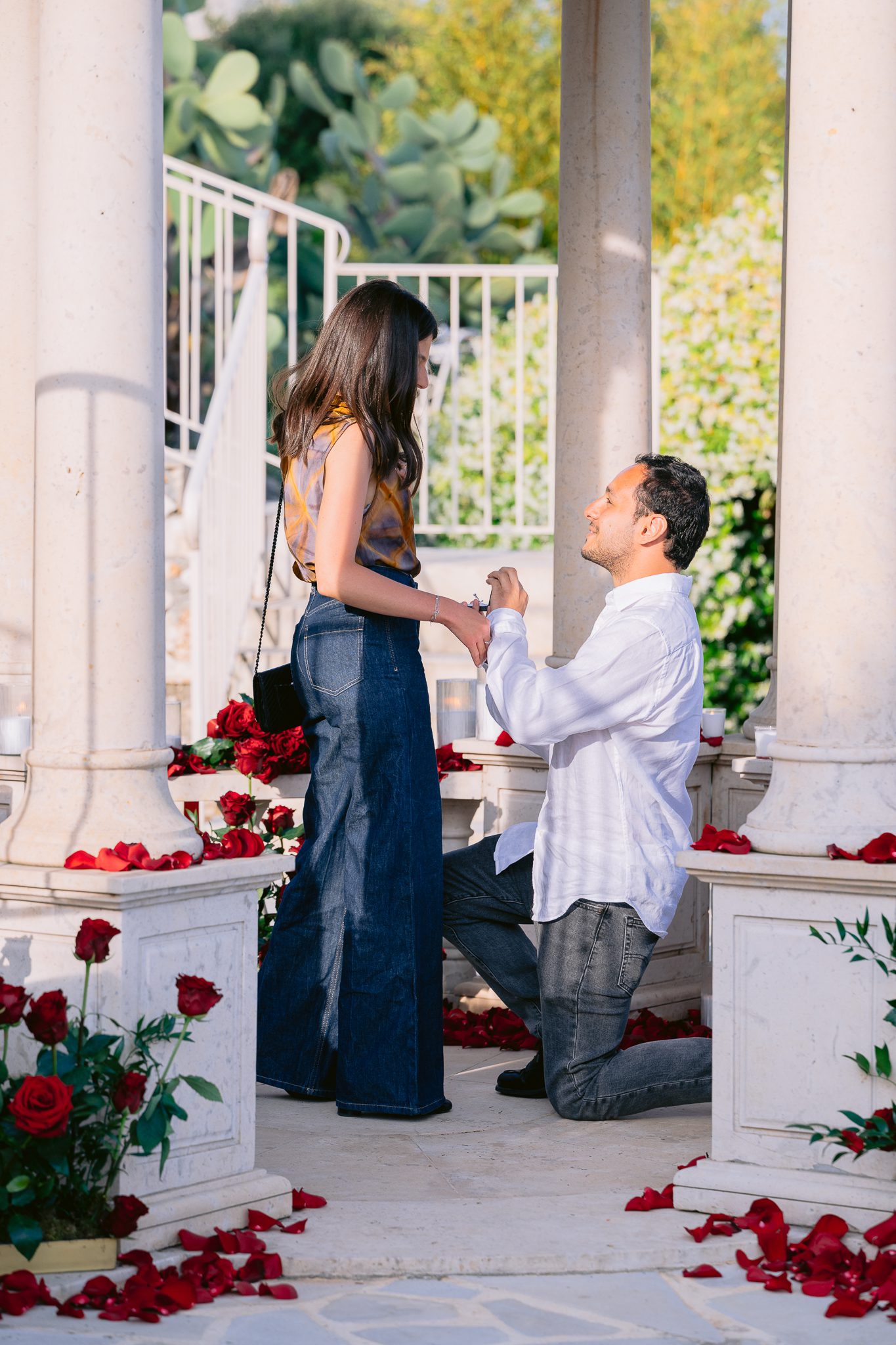 Daytime proposal at La Chèvre d'Or Dome