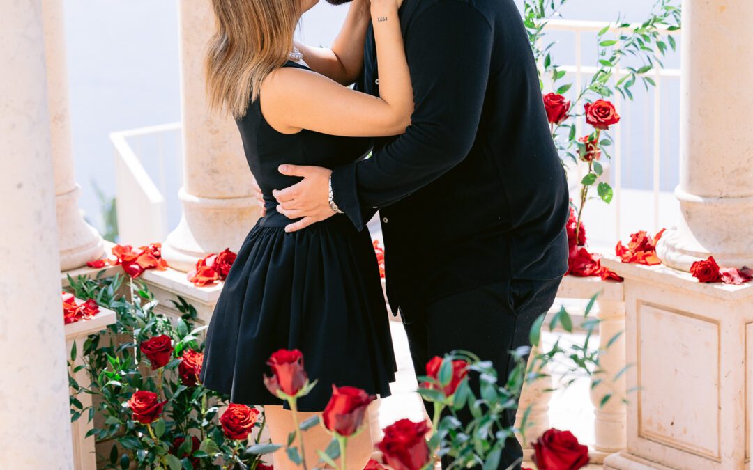 Wedding proposal at the Dôme du Château de La Chèvre d'Or with panoramic sea view