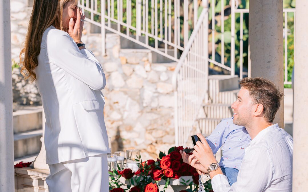 Demande en mariage en famille au Dôme de La Chèvre d’Or