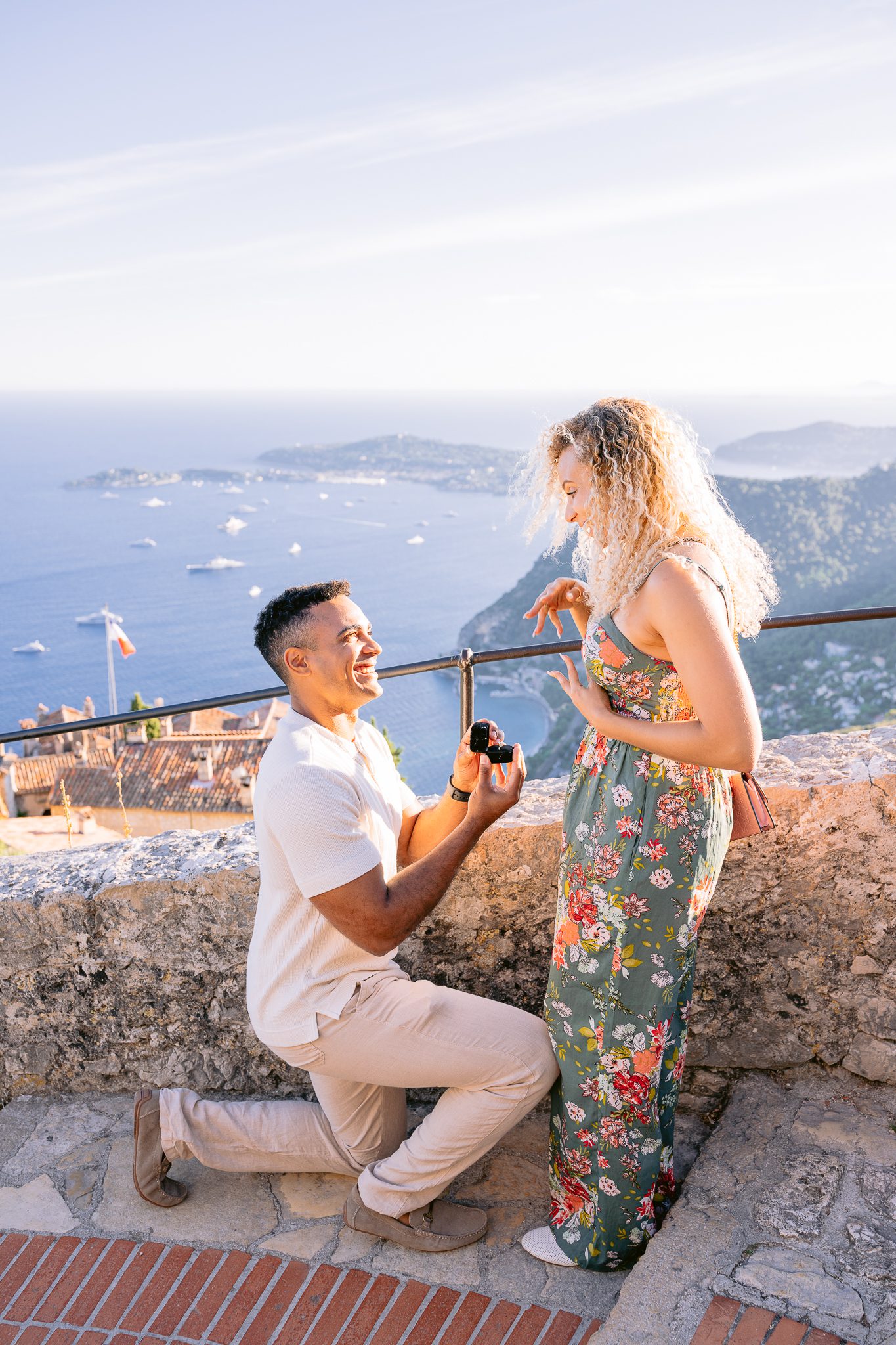 eze-3899 Shooting photo demande en mariage au Jardin Exotique à Eze